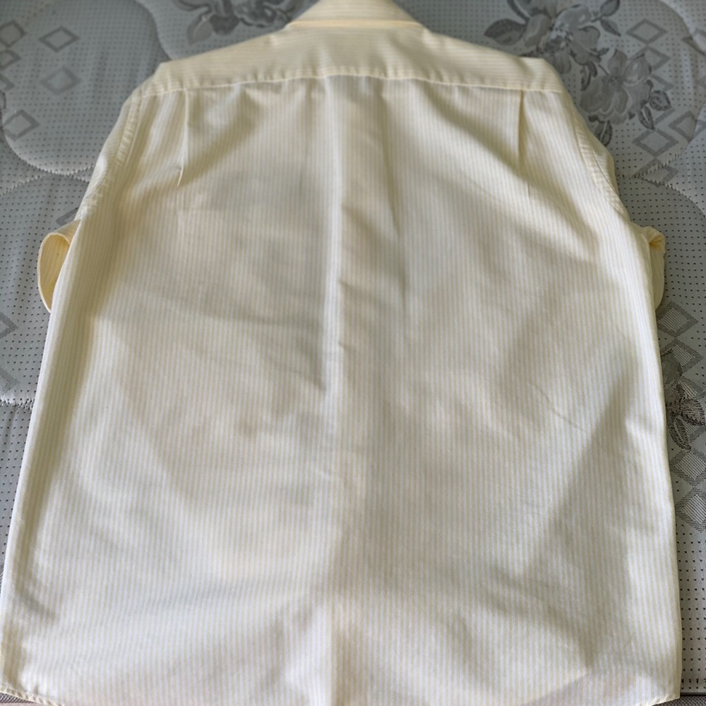 Lacoste - Picture 6 of 6